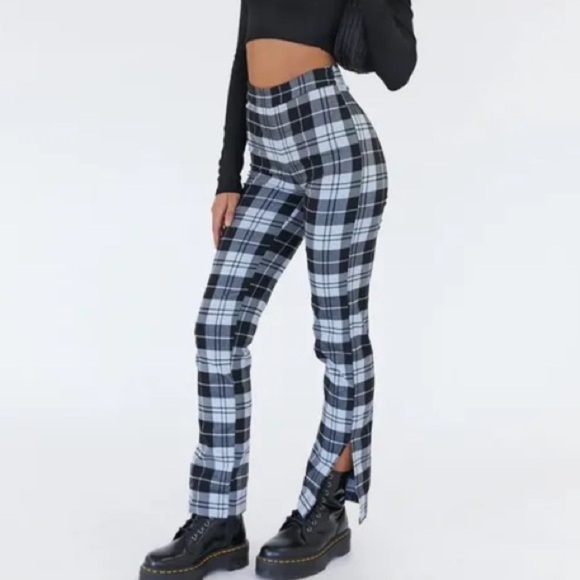 Princess Polly Split Checkered Flare Leg Pants Blue & Black Size 4 - Picture 11 of 11